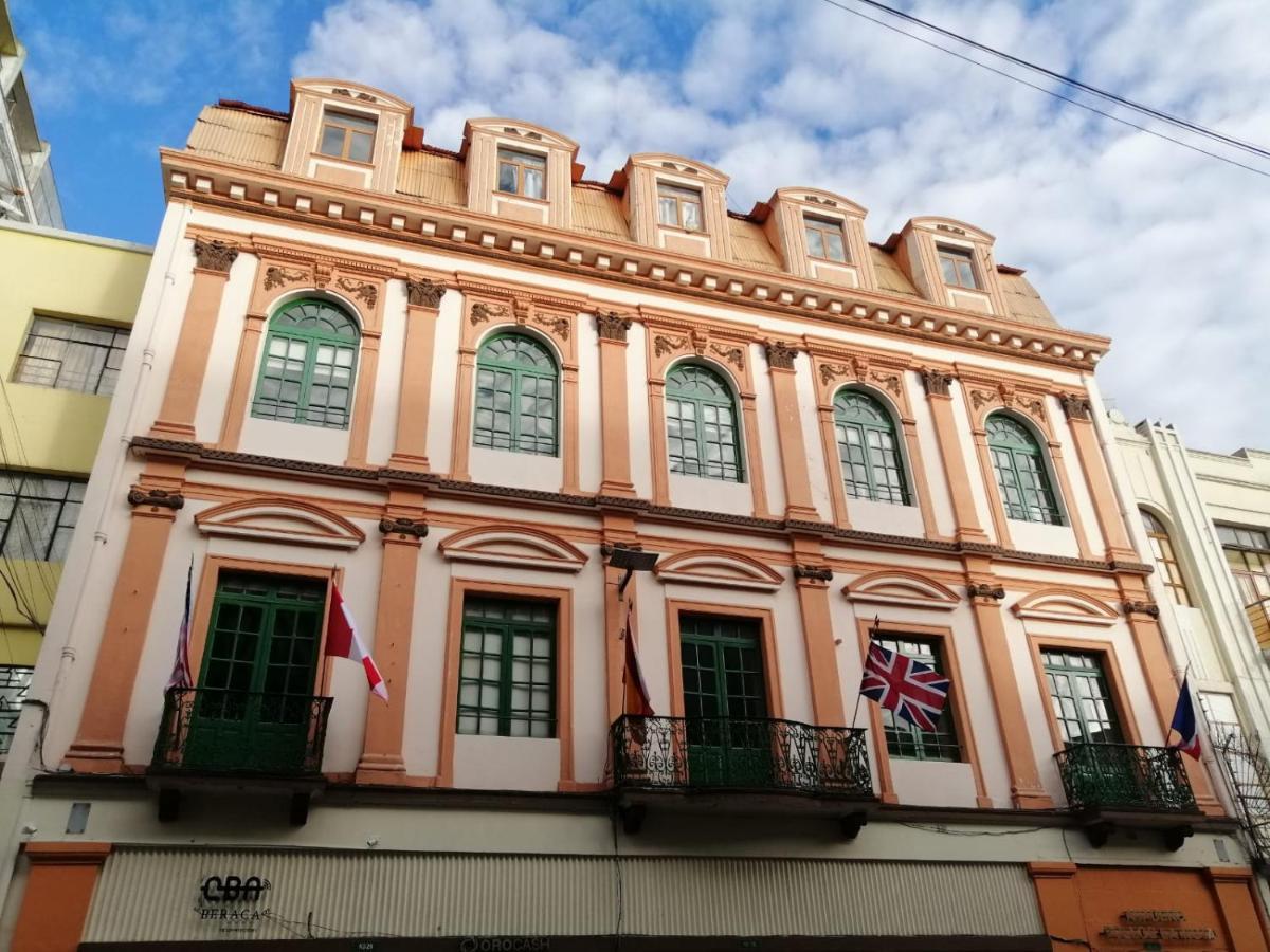 Hostal Victoria Quito Exterior foto
