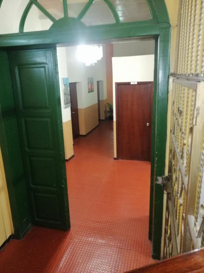 Hostal Victoria Quito Exterior foto